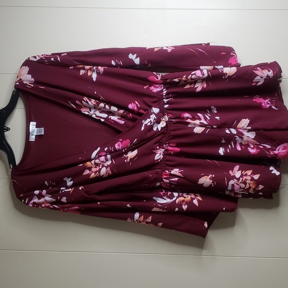 Arizona Jean Company Pants - Arizona jean Burgundy Floral V Neck Romper Medium